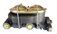 GM Universal Cast Iron Master Cylinder 1-1/8“ Bore; 9/16“ & 1/2“ Ports on Left Side Raw