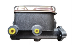 1976-79 Full Size Ford Master Cylinder， 1“ Bore， 1/2-20“ & 3/8-24“ Ports on Right Side